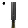 Etape 2 pour l'utilisation du Gard'Vin pompe à vide pour le vin électrique