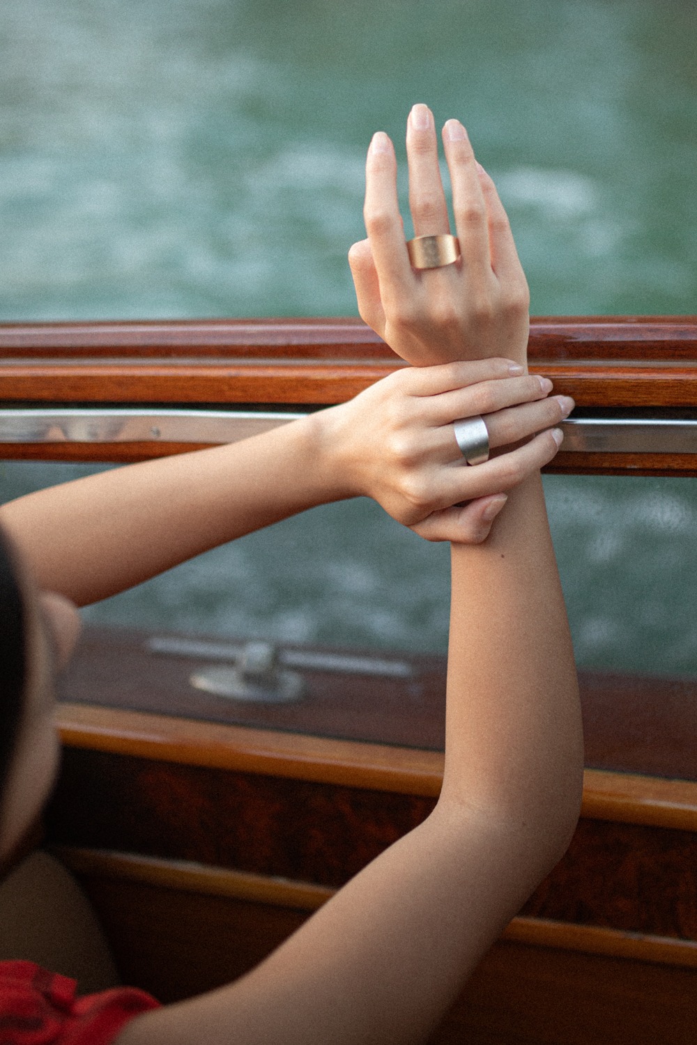 Anneaux anti-gouttes d'une élégance rare