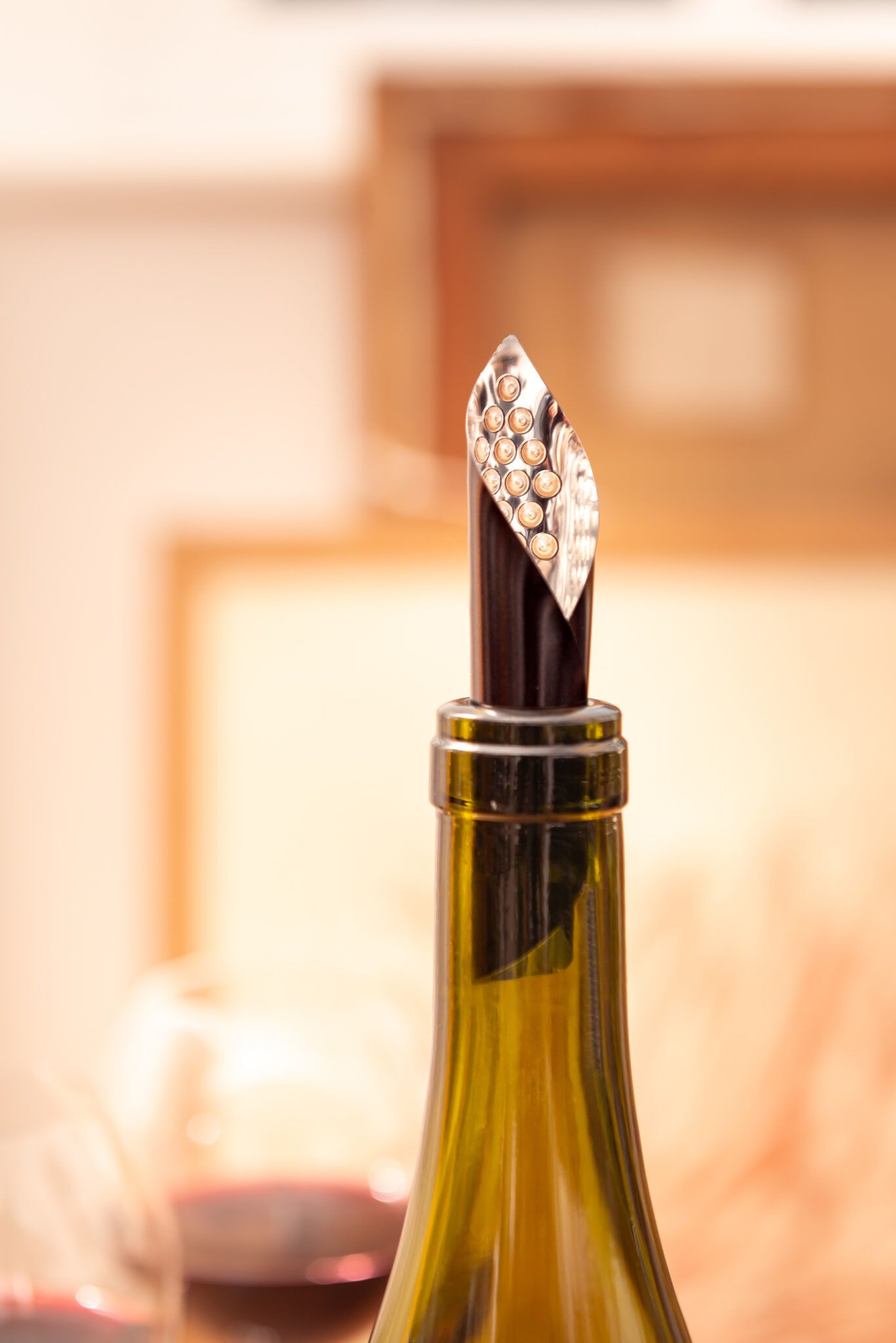 Verseur aérateur souple sur bouteille - L'Atelier du Vin