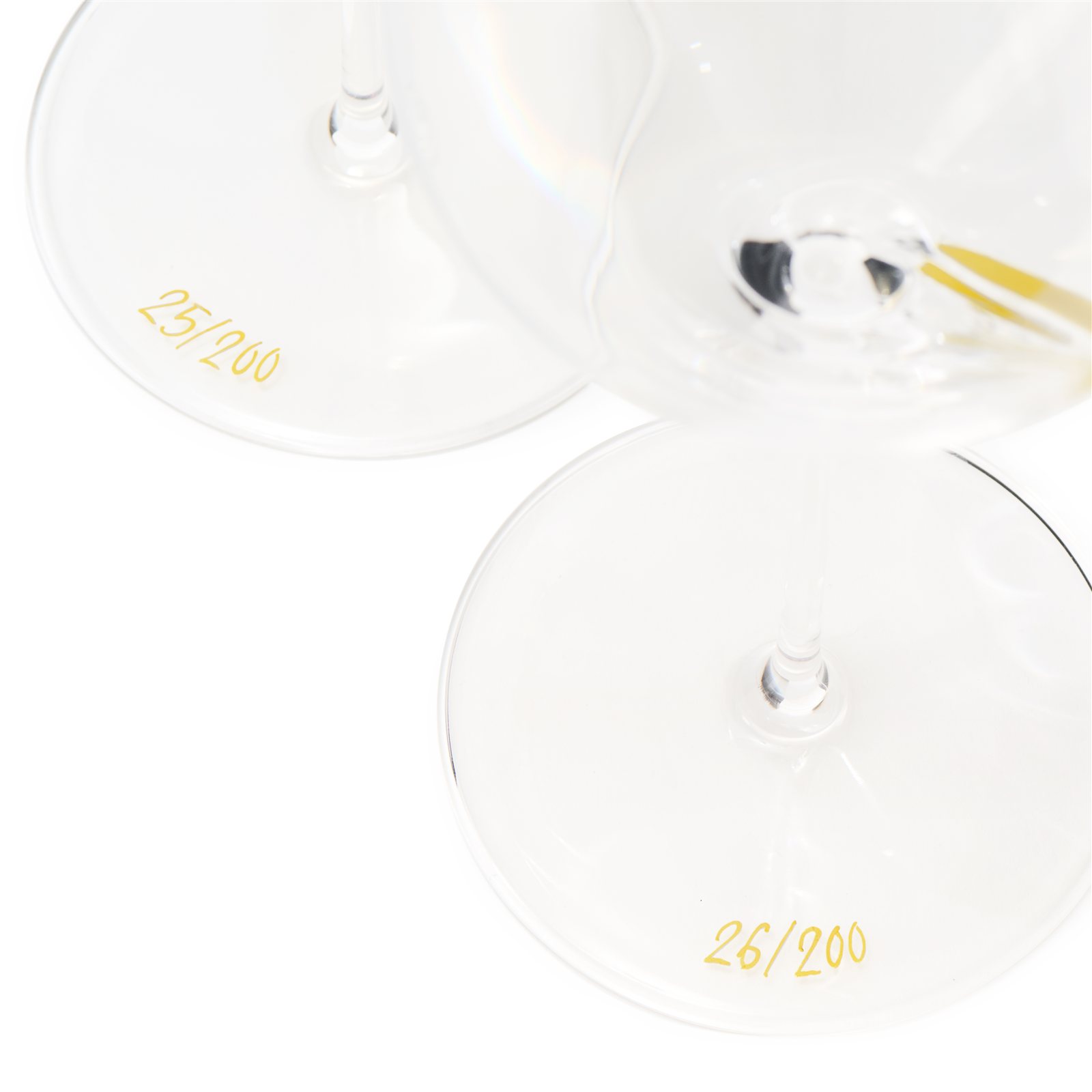 Détail des pieds numérotés des verres Exploreur 655 Aroma Line Édition Centenaire
